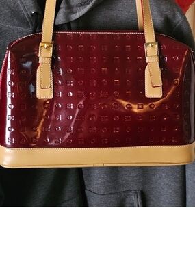 ARCADIA Shoulder Bag